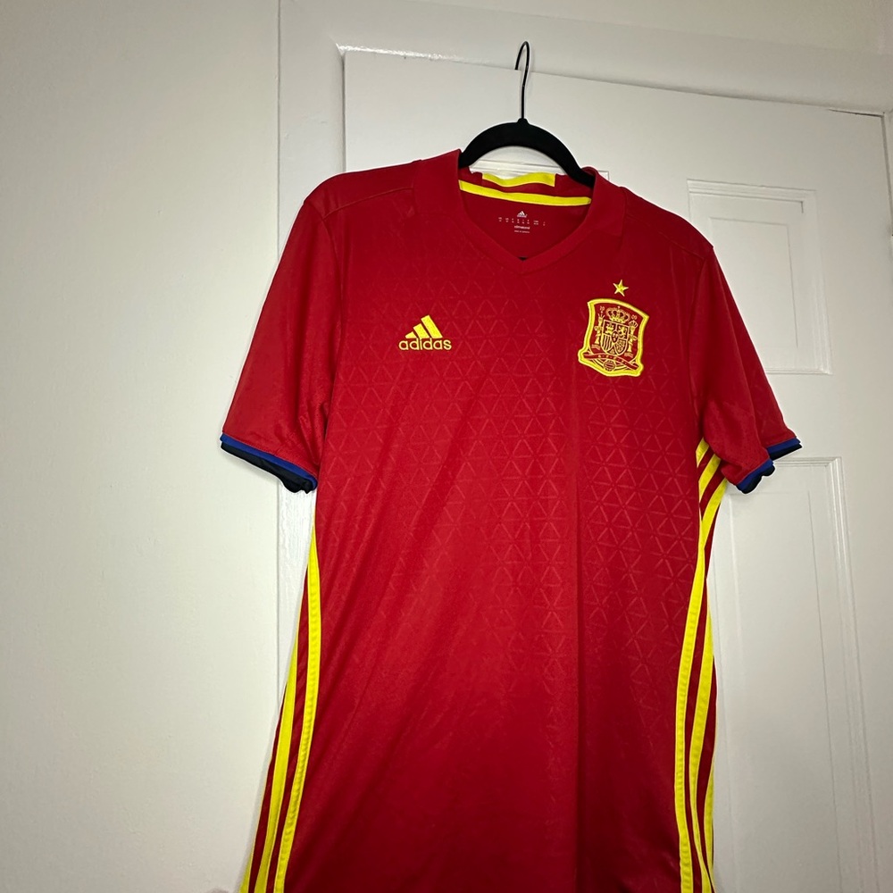 2015/2016 Vintage Adidas Spain Jersey